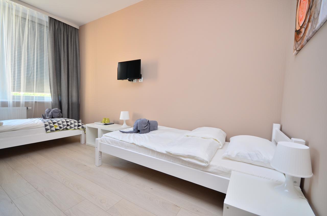 G'Hostel Deszczno Extérieur photo